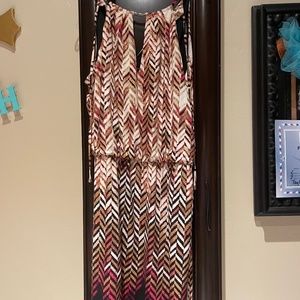 Gorgeous NWT White House Black Market dress